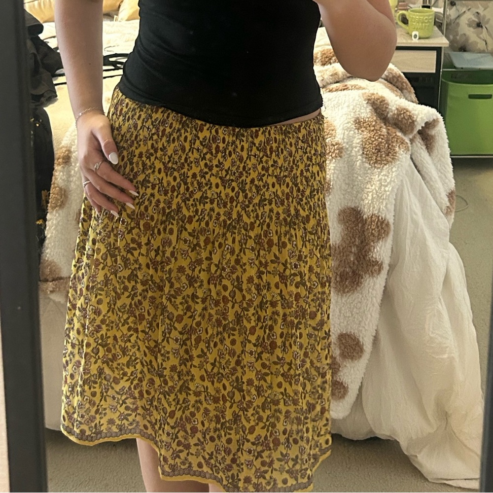 Max Studio Black and Yellow Floral A-Line Skirt